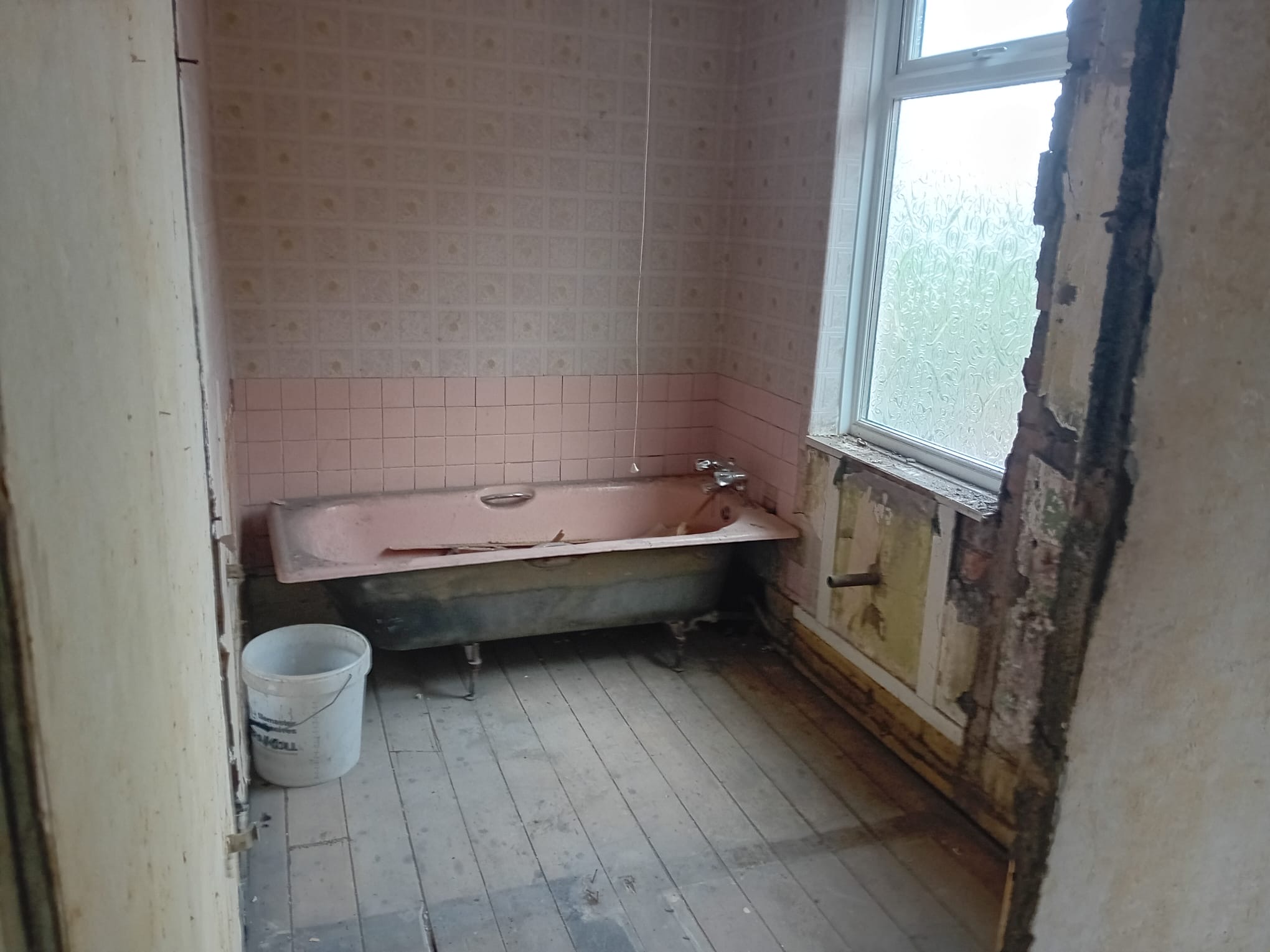 Lower Lane, Liverpool — bathroom during strip-out