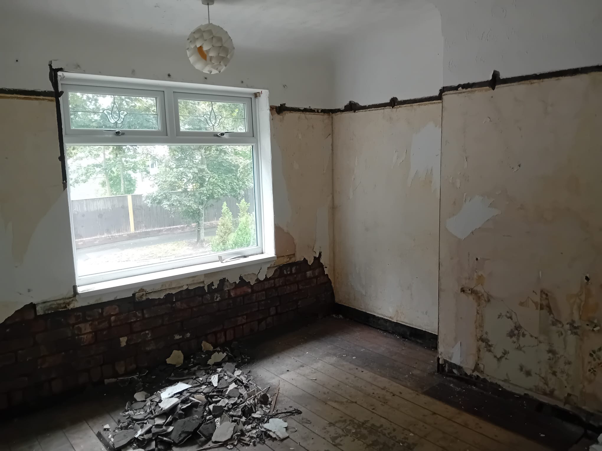 Lower Lane, Liverpool — room during strip-out