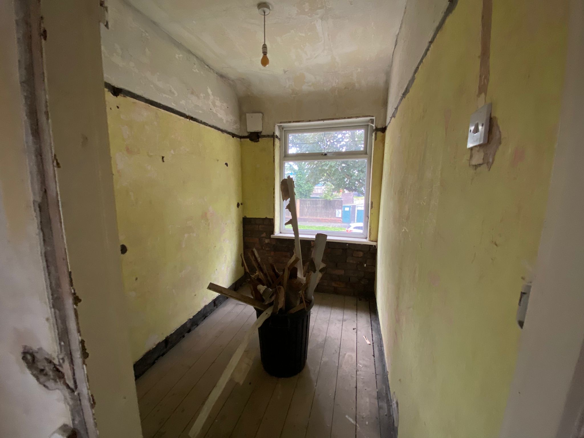 Room before refurbishment
