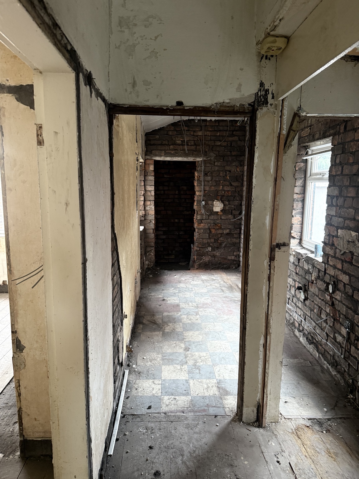 Internal walls during strip-out